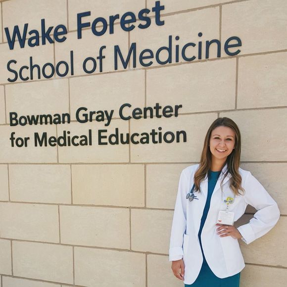 Meet your Posher, Natalia - Picture 1 of 1